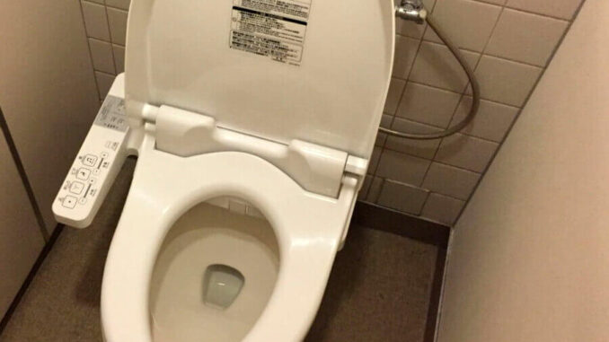toilet トイレ